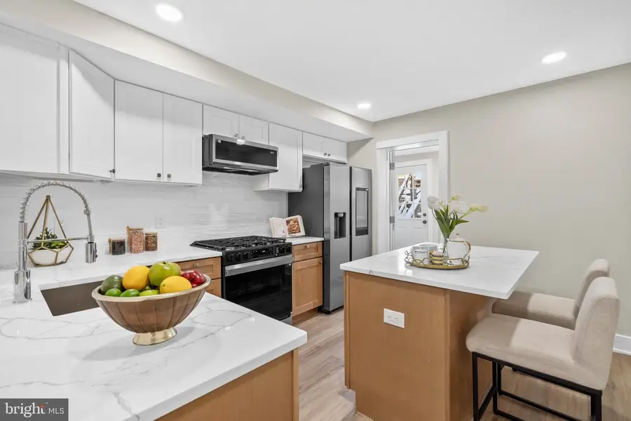 378 E Elm St, Conshohocken, PA 19428 - Image #3