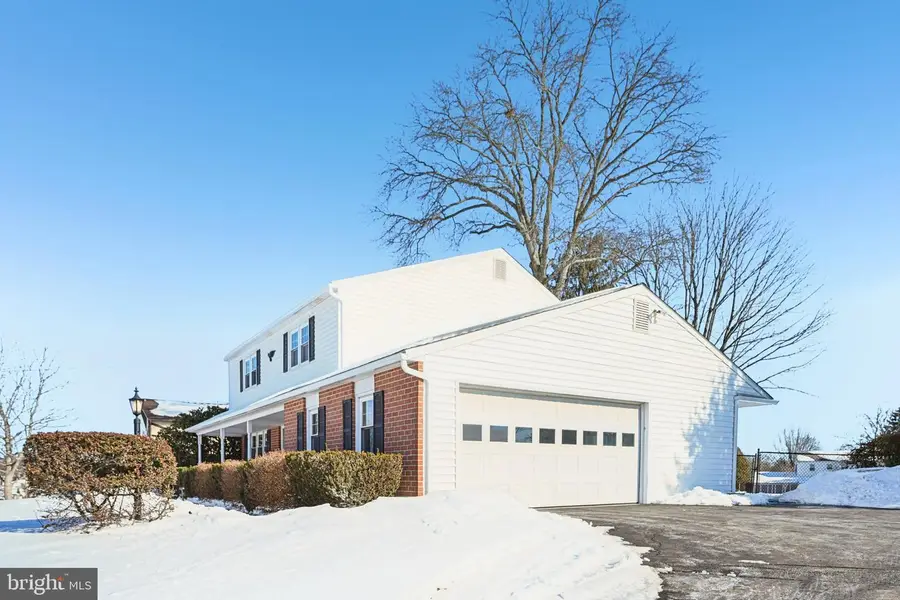 3713 Meyer Ln, Hatboro, PA 19040 - Image #2