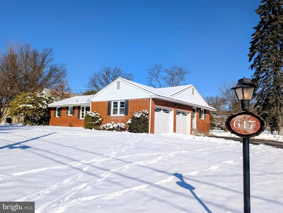 617 Crescent Ave, Lansdale, PA 19446 - #2