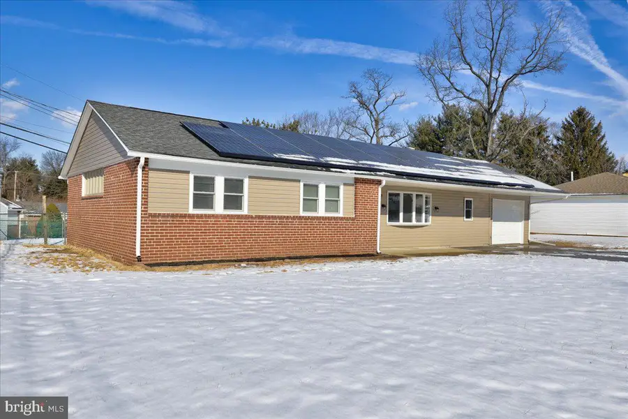 3103 Stoney Creek Rd, Norristown, PA 19401 - Image #2