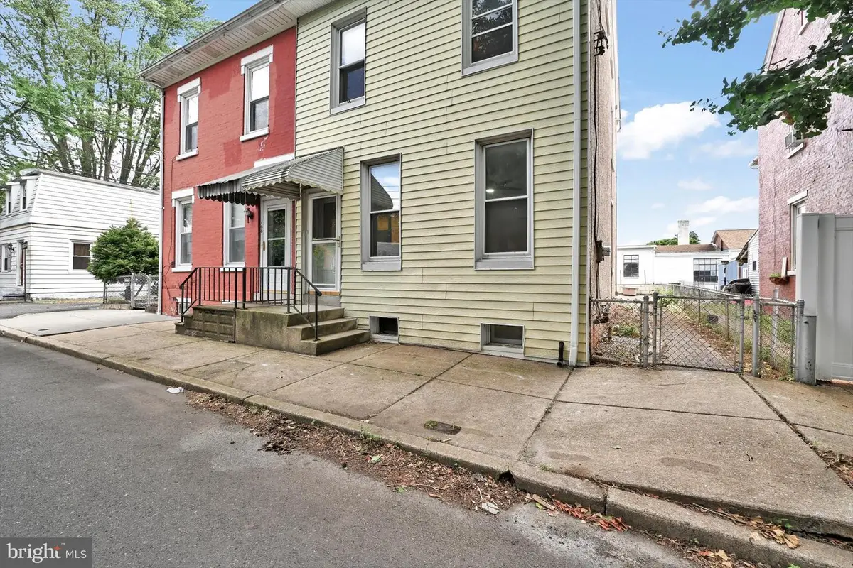 170 S Franklin St, Pottstown, PA 19464 - Image #1