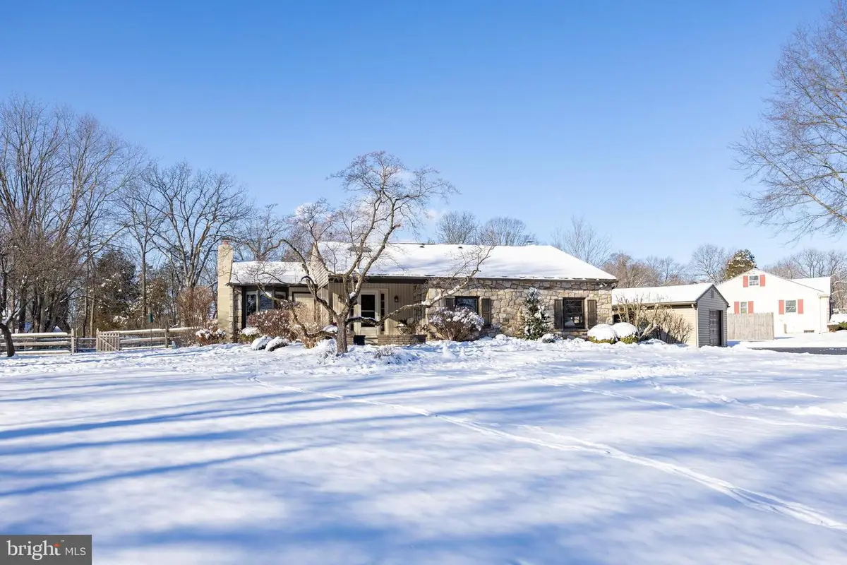 24 Acoma Ln, Collegeville, PA 19426 - Image #1