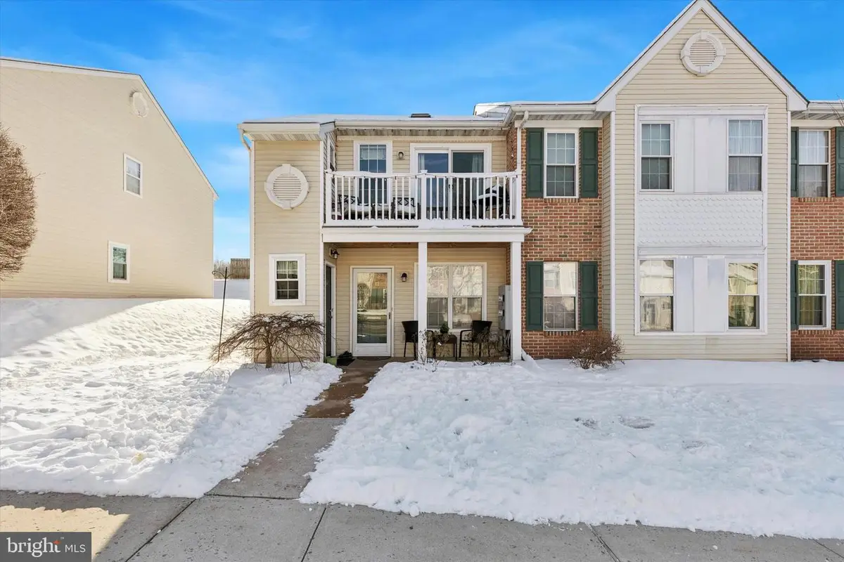 1613 Rosewood Ct #79, Pottstown, PA 19464 - Image #1