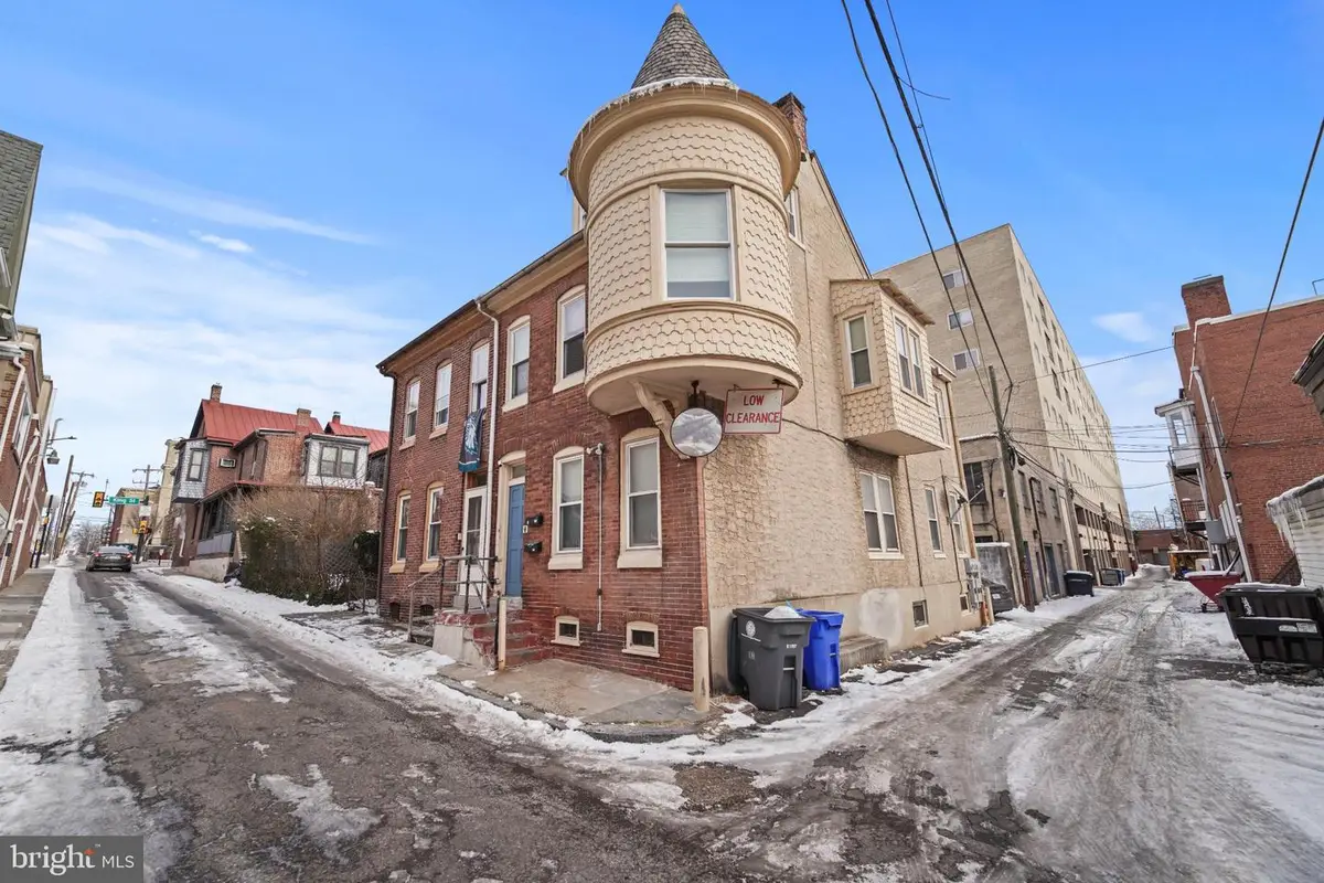 18 Penn St, Pottstown, PA 19464 - Image #1