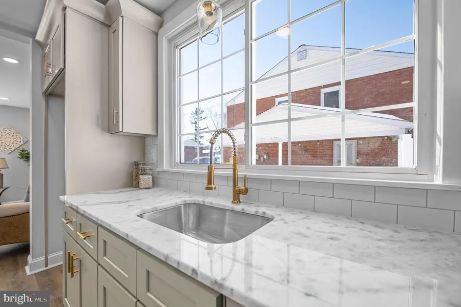 356 Abrams Mill Rd, King Of Prussia, PA 19406 - Image #3