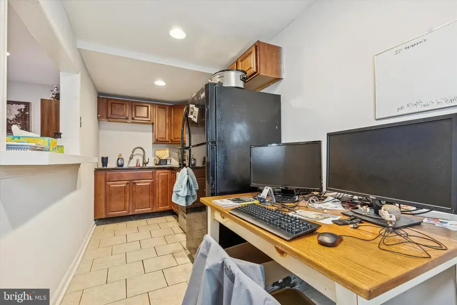 261 E Hector St, Conshohocken, PA 19428 - Image #2