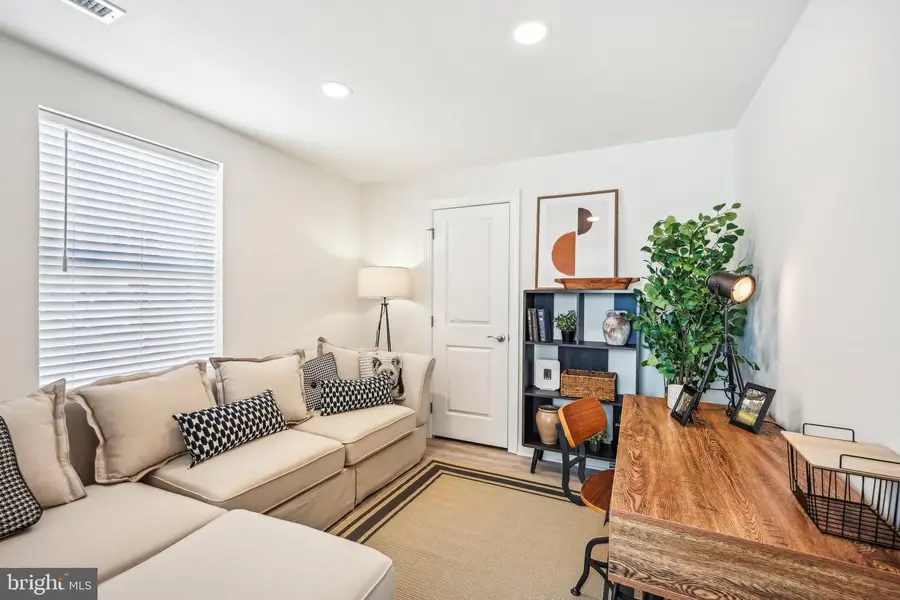 230 Chapel Ct #29s, Norristown, PA 19401 - Image #3