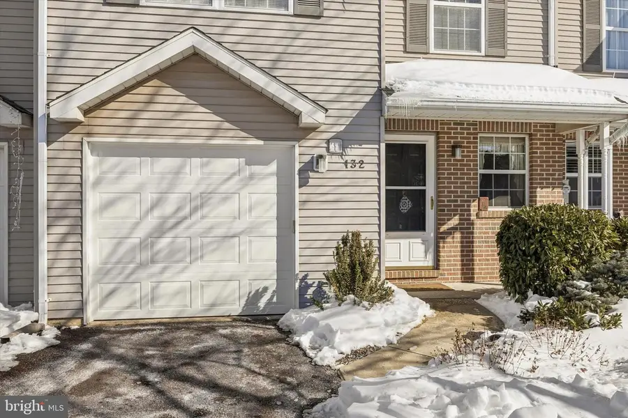 132 Bartlett Ct, Telford, PA 18969 - #2