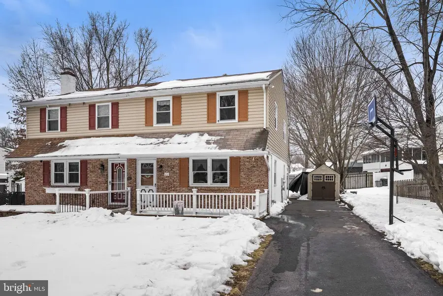 677 S 6th Ave, Royersford, PA 19468 - #2