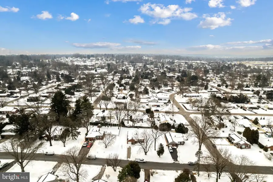 910 Edann Rd, Oreland, PA 19075 - Image #3