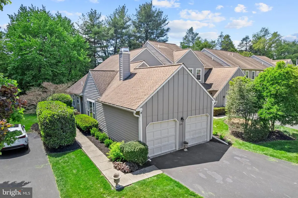 125 Evergreen Ct, Blue Bell, PA 19422 - #1