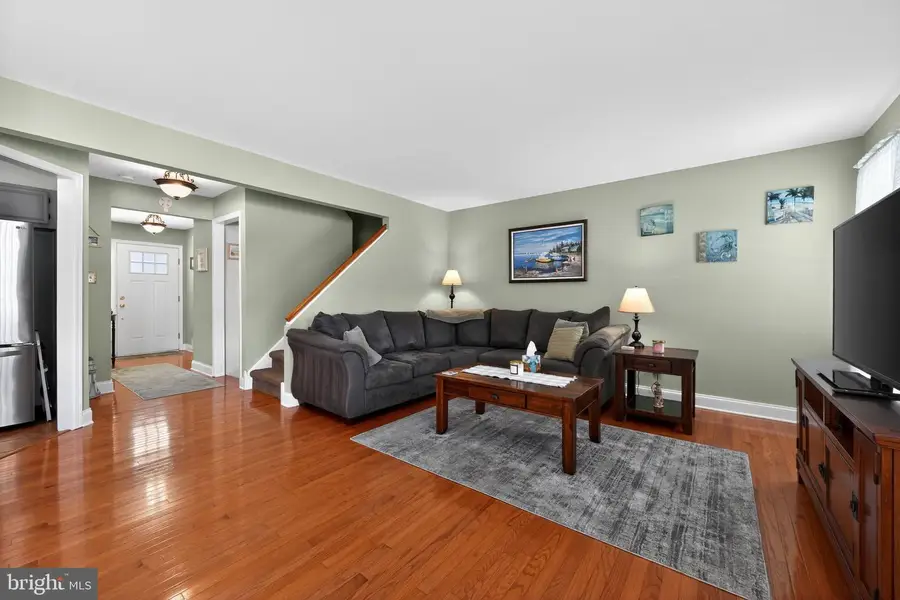 196 Azalea Cir, Royersford, PA 19468 - Image #3