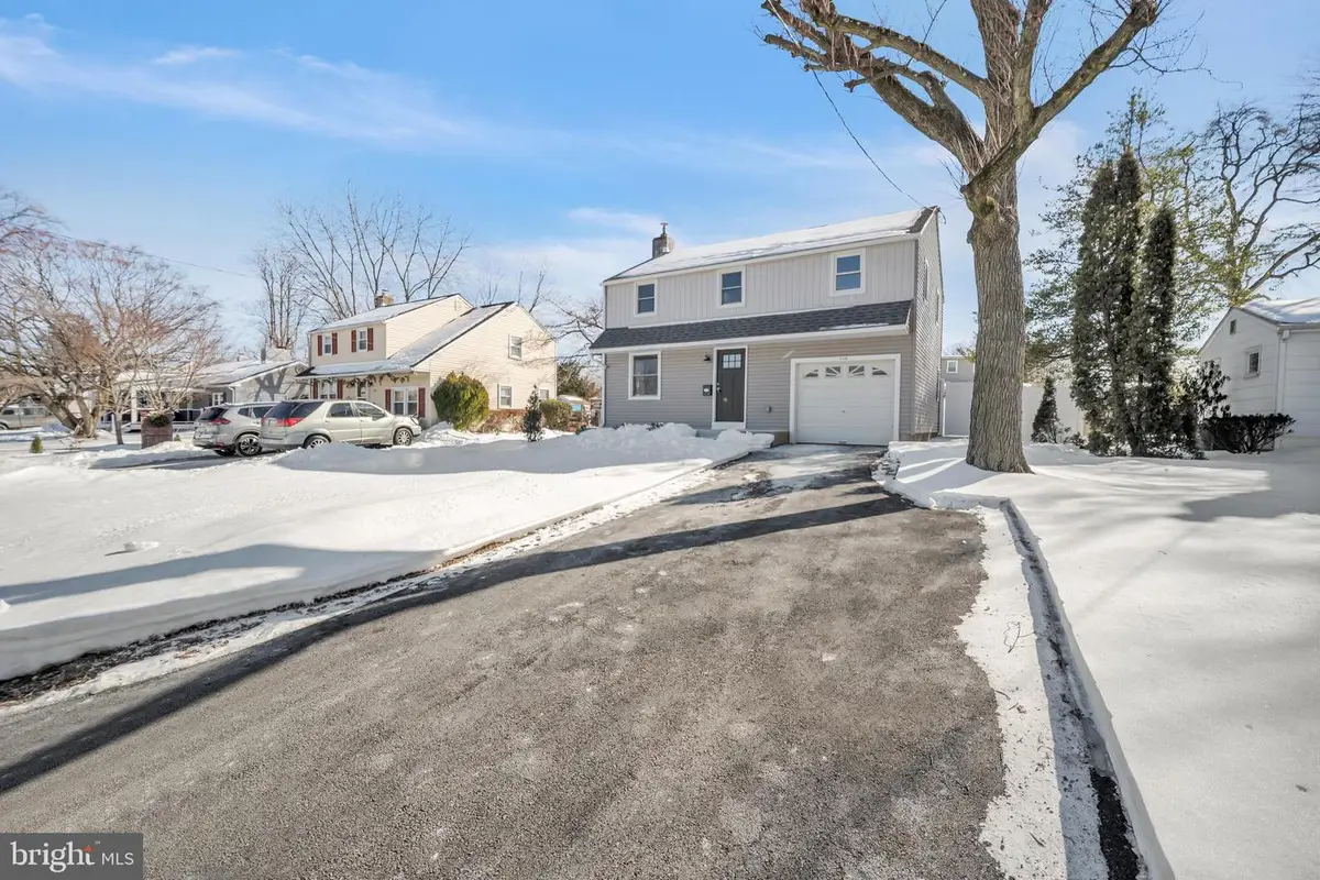 330 Windsor Ave, Hatboro, PA 19040 - Image #1