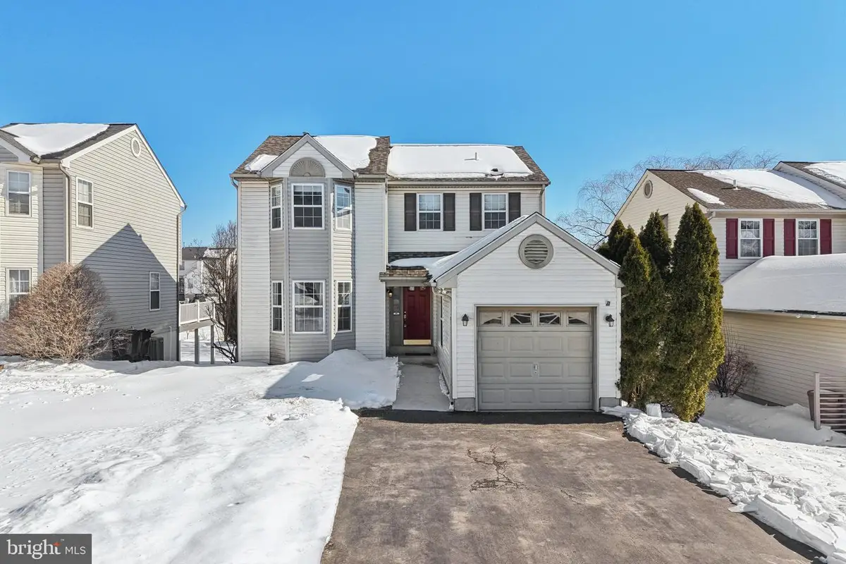 616 Stewart Rd, Collegeville, PA 19426 - #1