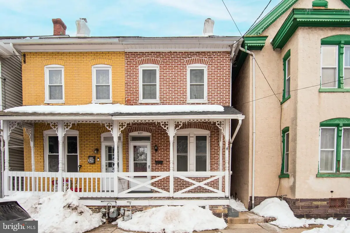 327 Jefferson St, East Greenville, PA 18041 - #1