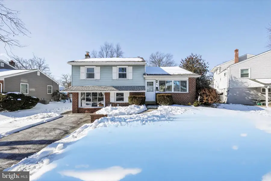 205 Willard Rd, Hatboro, PA 19040 - Image #2