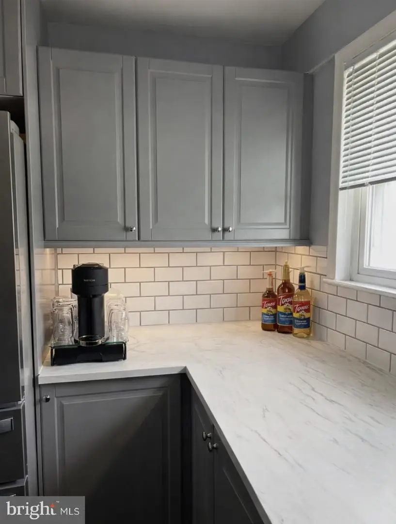 608 Natalie Ln, Norristown, PA 19401 - Image #2