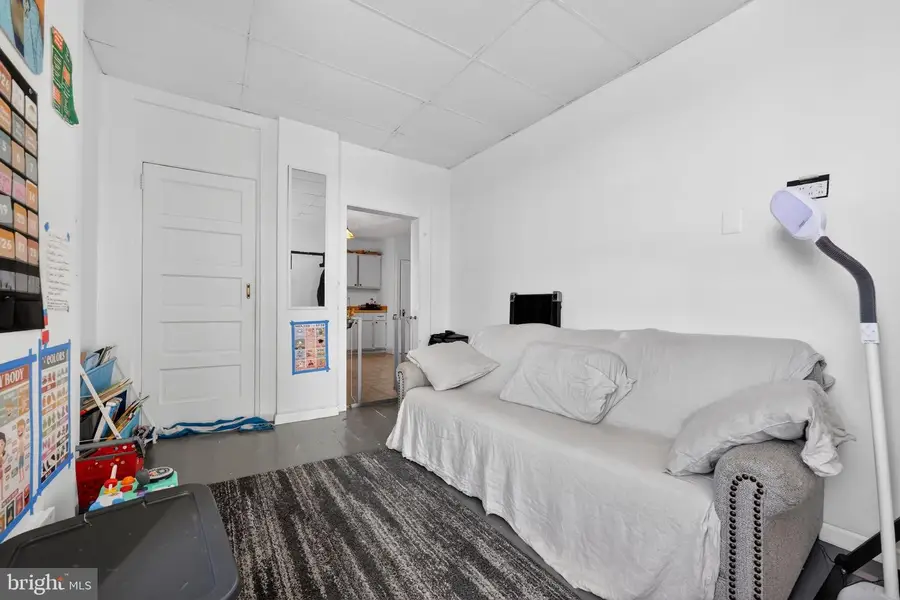 151 W Airy St, Norristown, PA 19401 - #3