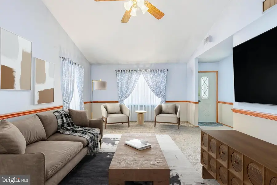 312 Royal Ave, North Wales, PA 19454 - #3