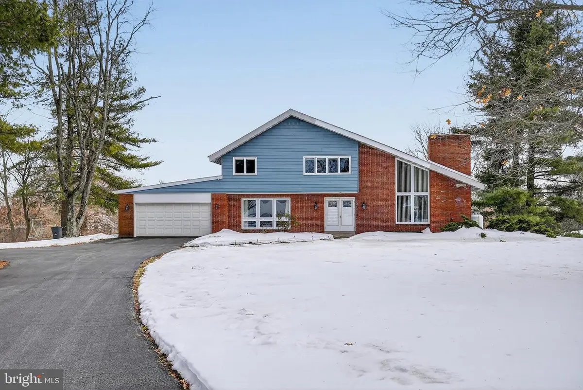 372 High St, Souderton, PA 18964 - #1