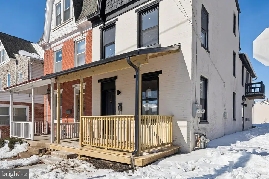 215 Bridge St, Monterey Clare, PA 19453 - #3