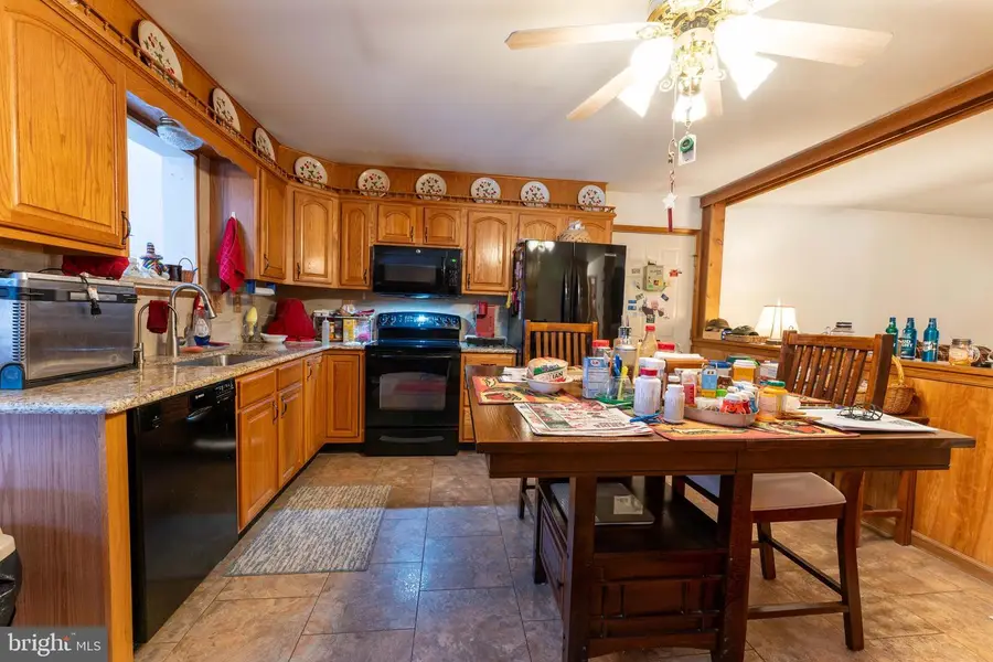 476 Evans Rd, Pottstown, PA 19464 - #3