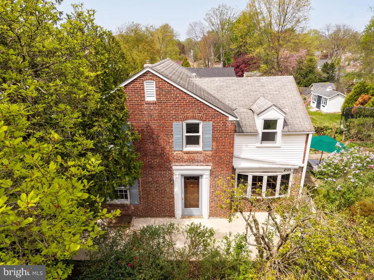 201 Glendalough Rd, Glenside, PA 19038 - #1