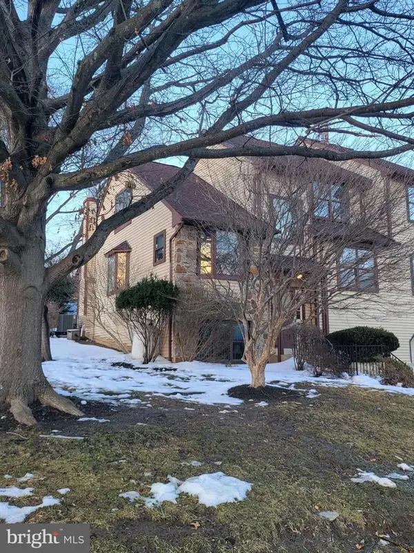 8609 Trumbauer Dr #l-57, GLENSIDE, PA 19038