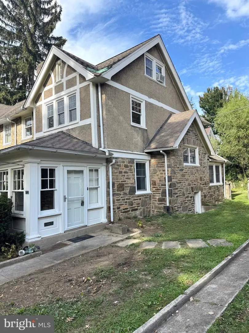 723 Kenmare Rd, Bala Cynwyd, PA 19004 - #1