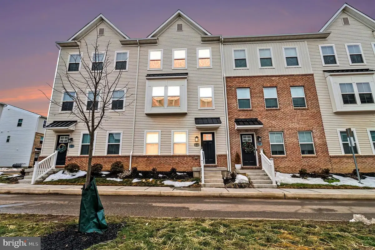 26 Atkins Dr, Bridgeport, PA 19405 - #1