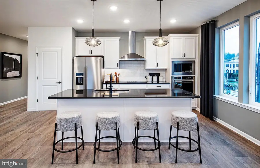 453 Washington St #107 Ivy, Conshohocken, PA 19428 - #3