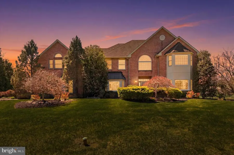 2594 Hillcrest Dr, Lansdale, PA 19446 - #2