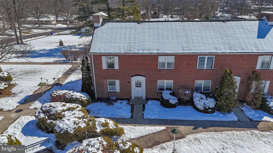 200 Maplewood Dr #b3, Pottstown, PA 19464 - #2