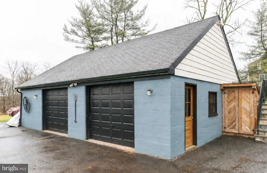 221 Morris Rd, Lansdale, PA 19446 - #3