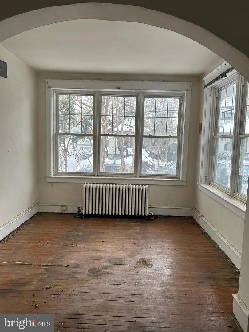 142 Arnold Rd, Ardmore, PA 19003 - #2