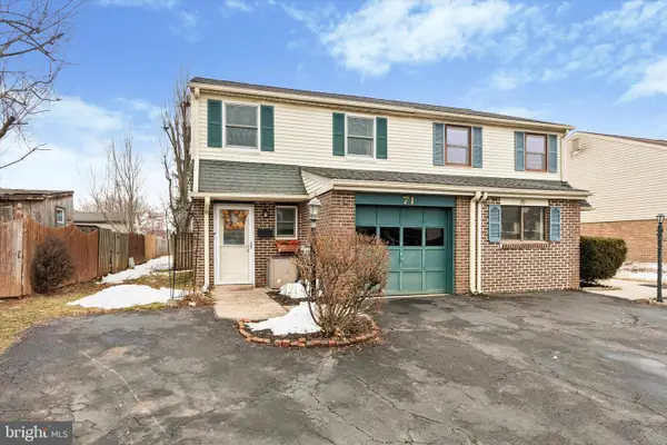 71 Orchard Ct, ROYERSFORD, PA 19468