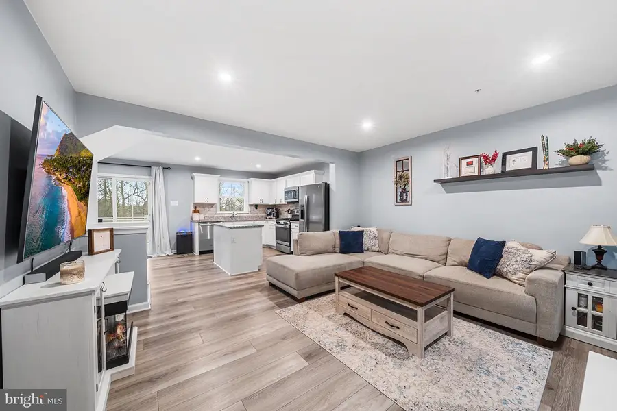 135 Van Fleet Cir, Pottstown, PA 19464 - #3