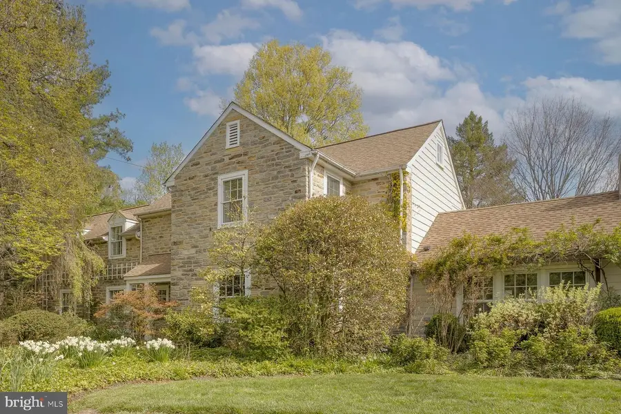 8221 Ardmore Ave, Wyndmoor, PA 19038 - #2