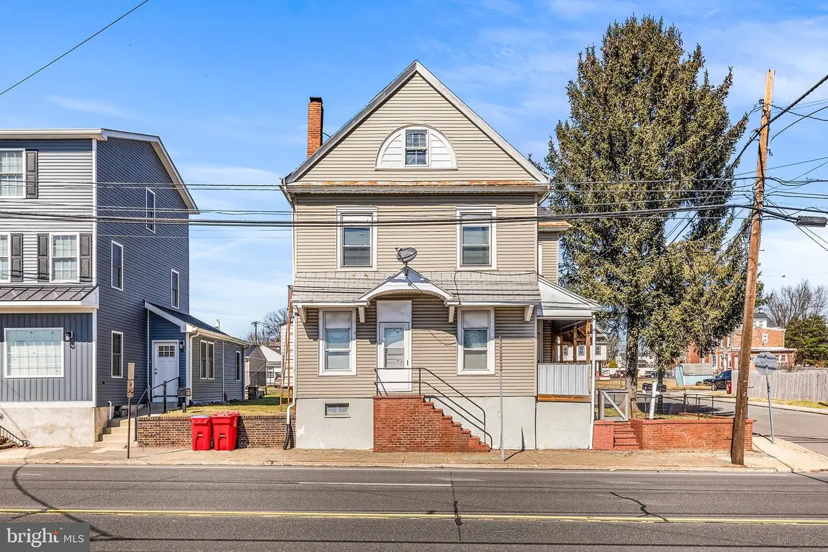 1001 W High St, Pottstown, PA 19464 - #1