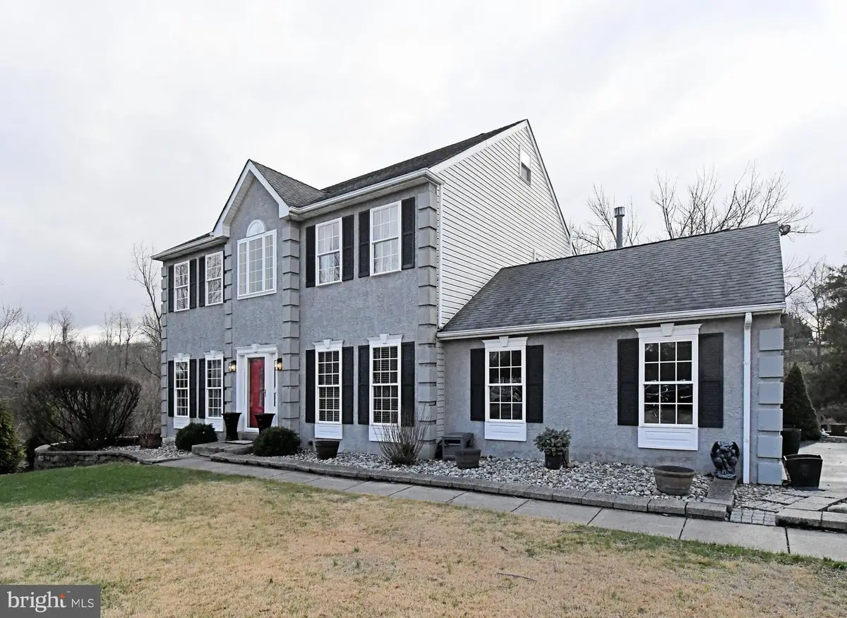 440 Sunny Ridge Rd, Gilbertsville, PA 19525 - #1