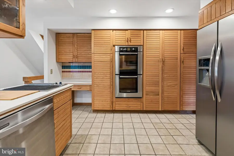 1734 Hallman Dr, Blue Bell, PA 19422 - #3