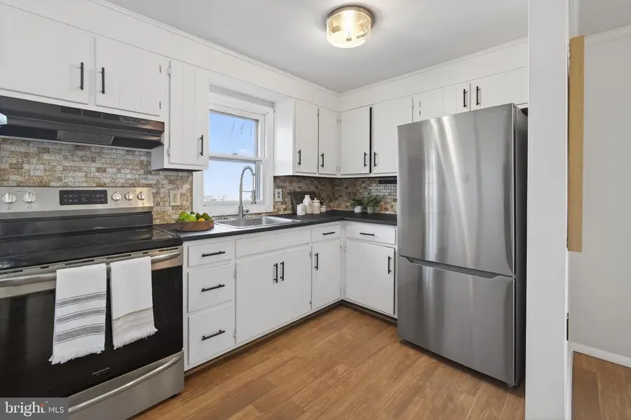 1397-1/2 Queen St, Pottstown, PA 19464 - #3