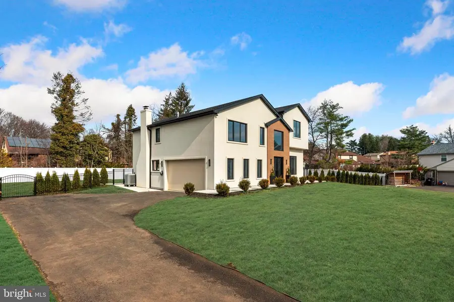 3750 Wheatsheaf Rd, Huntingdon Valley, PA 19006 - #3