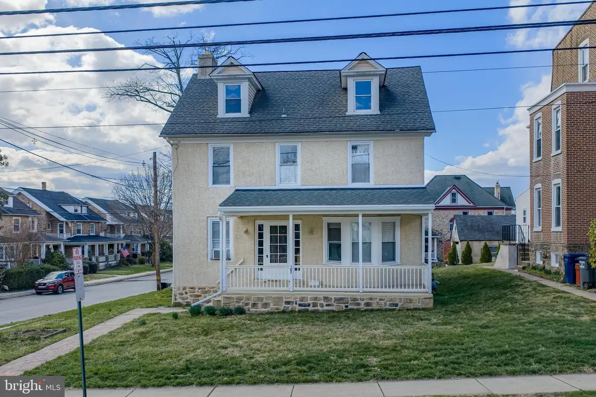 162 E Park Ave, Ambler, PA 19002 - #1
