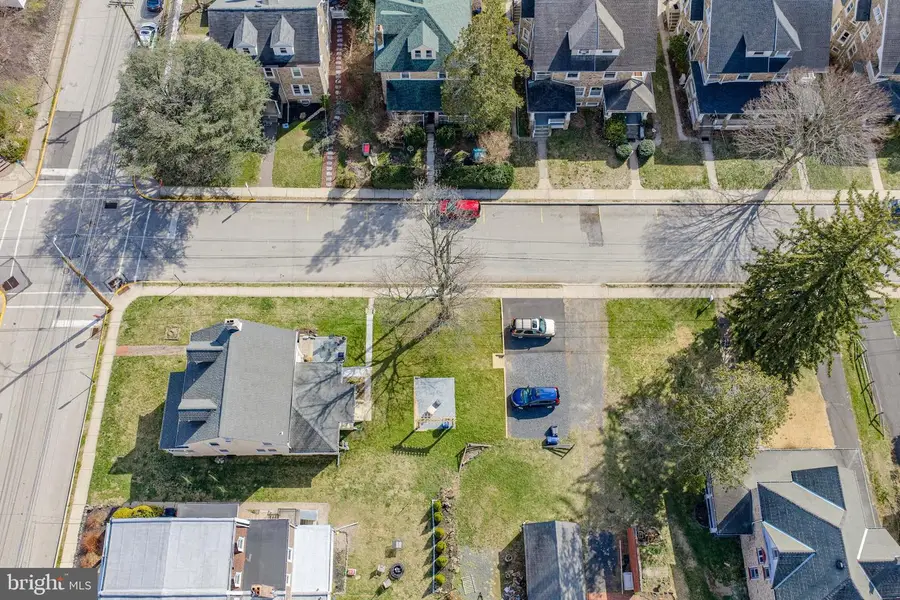 162 E Park Ave, Ambler, PA 19002 - #2