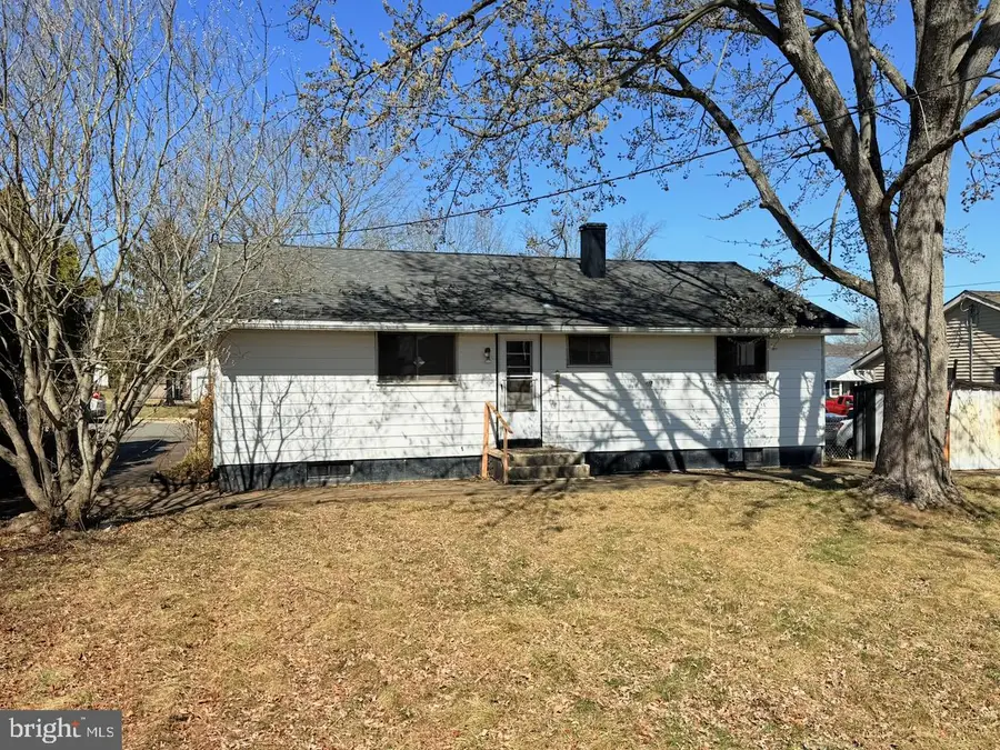 1062 Hale St, Pottstown, PA 19464 - #3