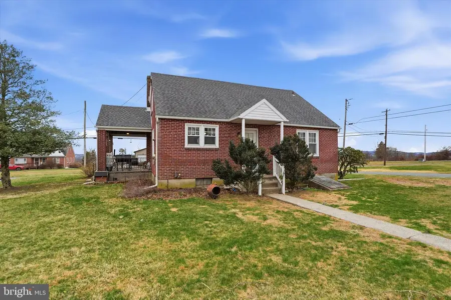 1937 Hoffmansville Rd, Frederick, PA 19435 - #2