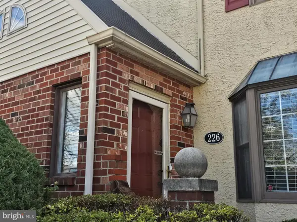 226 Stone Ridge #226, NORRISTOWN, PA 19403