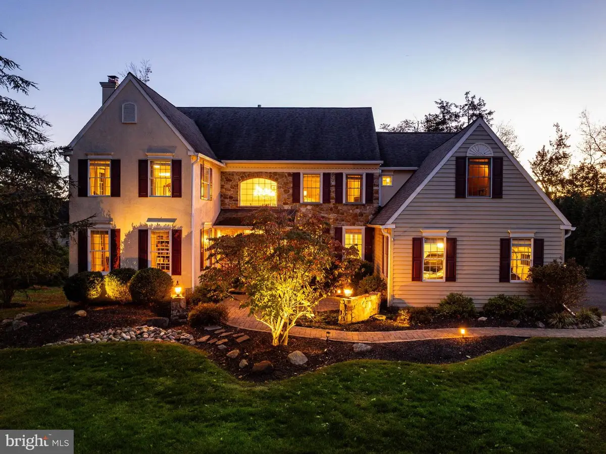 820 Foxfield Rd, Ambler, PA 19002 - #1