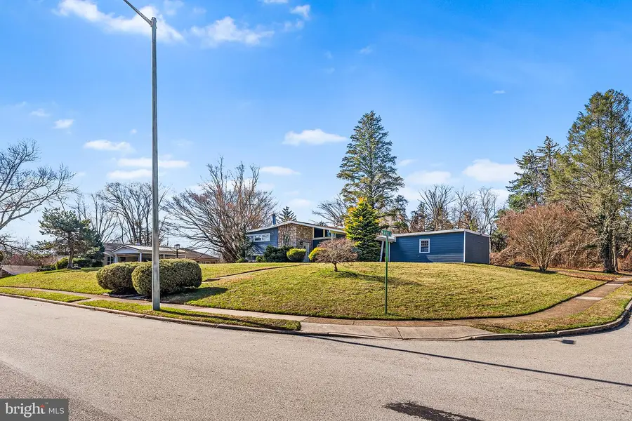 8308 Cobden Rd, Glenside, PA 19038 - #3